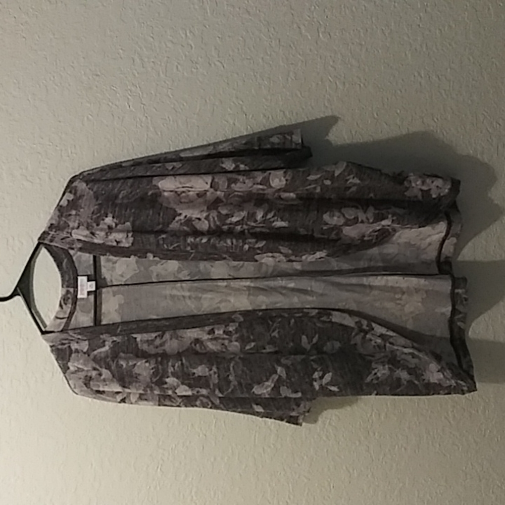 Lularoe Tracy Coverup